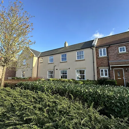 Bliss On The Bay - Part Of The The Bay Village With Pool, Gym And Direct Access, Pub, Restaurant, Tennis And Meadows Walks *