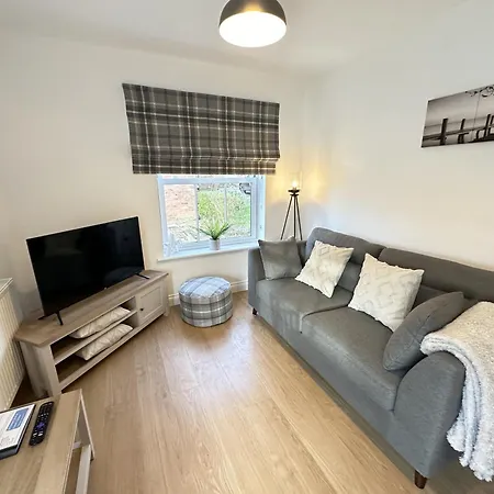 Bliss On The Bay - Part Of The The Bay Village With Pool, Gym And Direct Access, Pub, Restaurant, Tennis And Meadows Walks