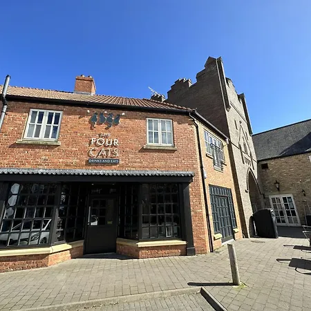 Bliss On The Bay - Part Of The The Bay Village With Pool, Gym And Direct Access, Pub, Restaurant, Tennis And Meadows Walks *