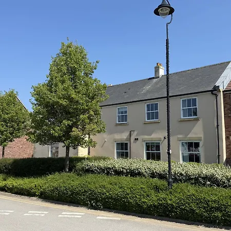 Bliss On The Bay - Part Of The The Bay Village With Pool, Gym And Direct Access, Pub, Restaurant, Tennis And Meadows Walks Filey